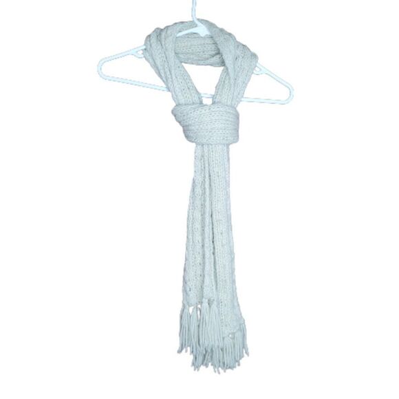 Beige Cream Cable Knit Scarf - Picture 13 of 13